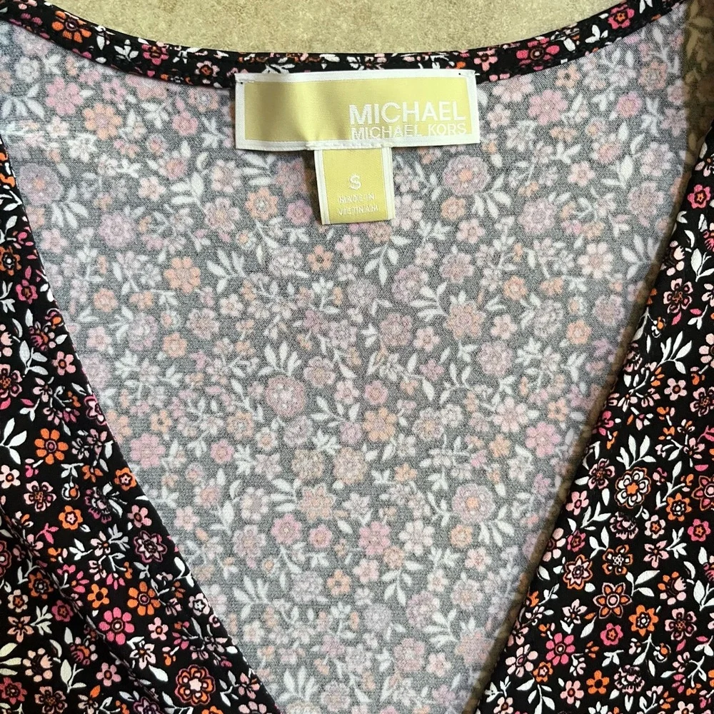 MICHAEL Kors Floral Short Sleeve Wrap-Style Floral Ruffle Mini Dress Size small